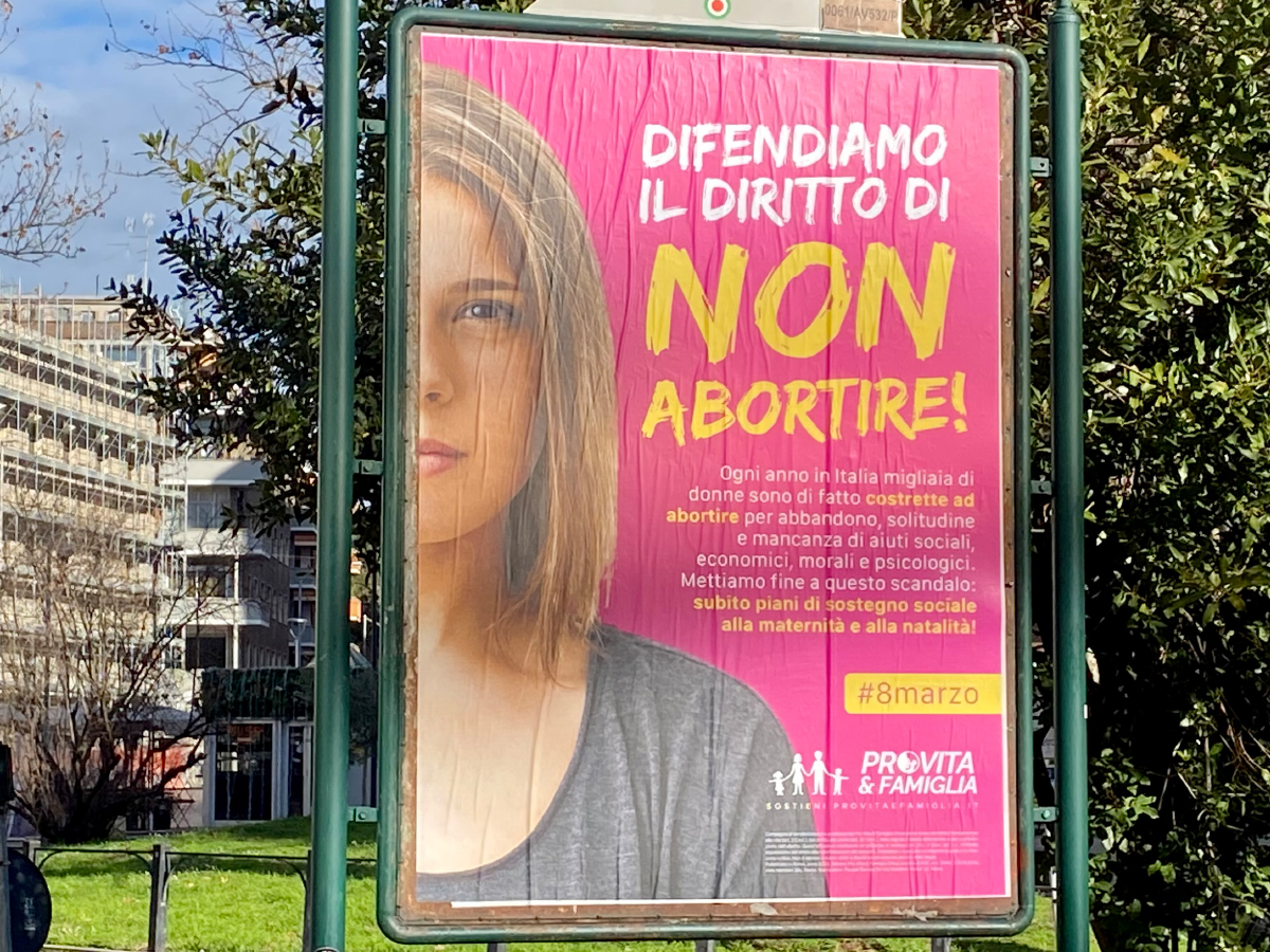 8 MARZO. Ma quale Giornata della Donna: aborto, gender, utero in affitto, prostituzione e pornografia distruggono le donne 1